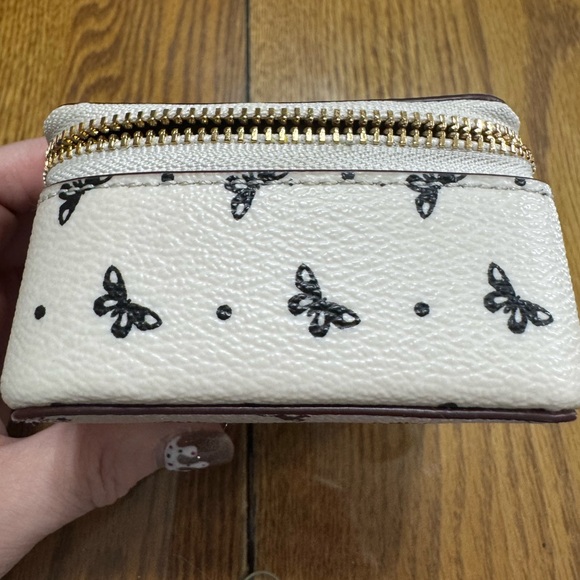 COACH TRAVEL JEWELRY BOX - Picture 6 of 11